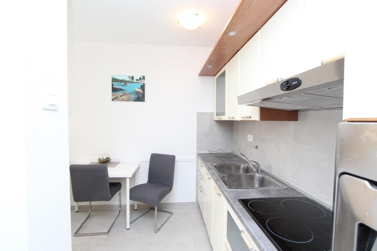 Apartment Stellina Rovinj Exterior photo
