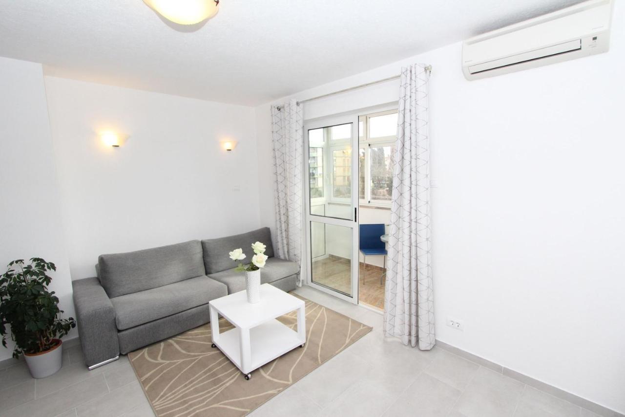 Apartment Stellina Rovinj Exterior photo